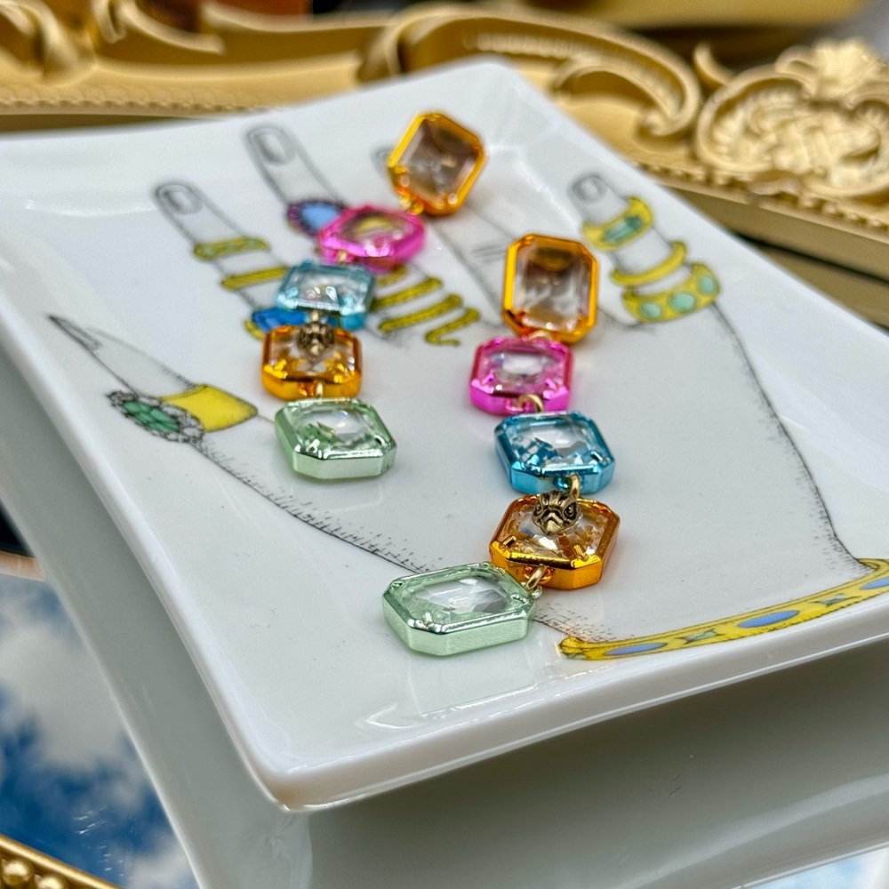 🆕 KURT GEIGER LONDON 🧿 NWOT Eagle Head Multicolor Crystal Linear Drop Earring - Picture 8 of 16